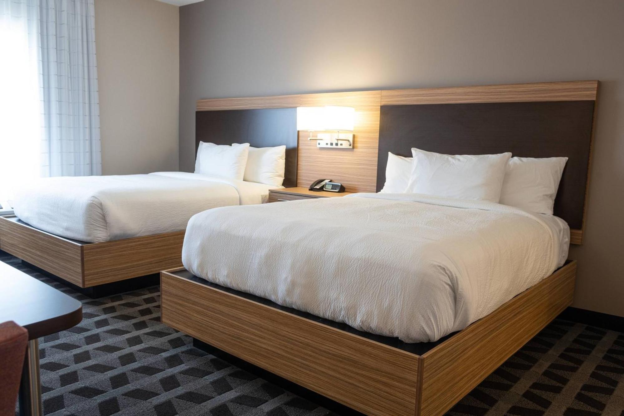 Towneplace Suites By Marriott Petawawa Exterior photo